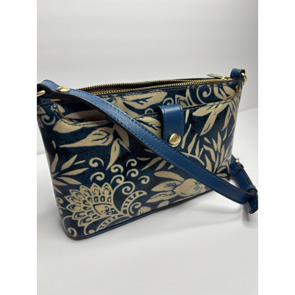 PATRICIA NASH Torri Crossbody Bag Purse In Blue And Beige Floral Design Exc!